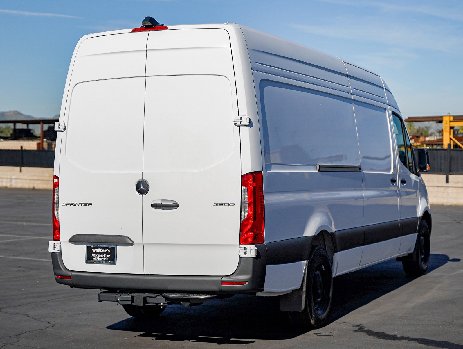 New 2026 Arctic+White Mercedes-Benz 2500 High Roof I4 Diesel 170 RWD image 6