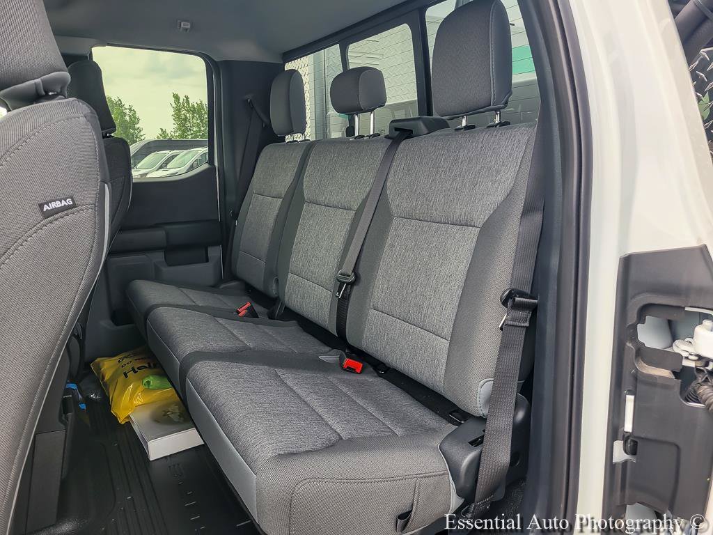 New 2025 Oxford White Ford F-550® XL image 10
