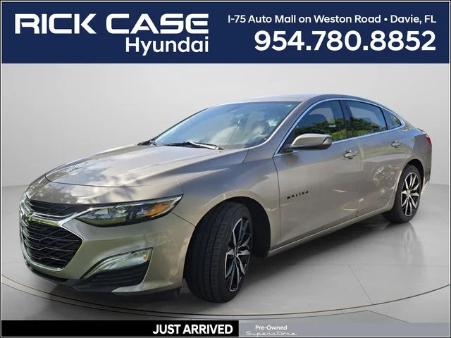 Used 2022 Gray Chevrolet RS image 1