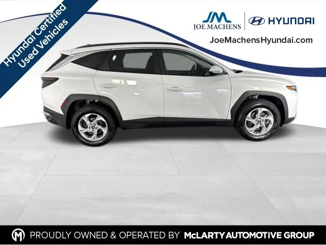 Used 2023 White Hyundai SEL image 5