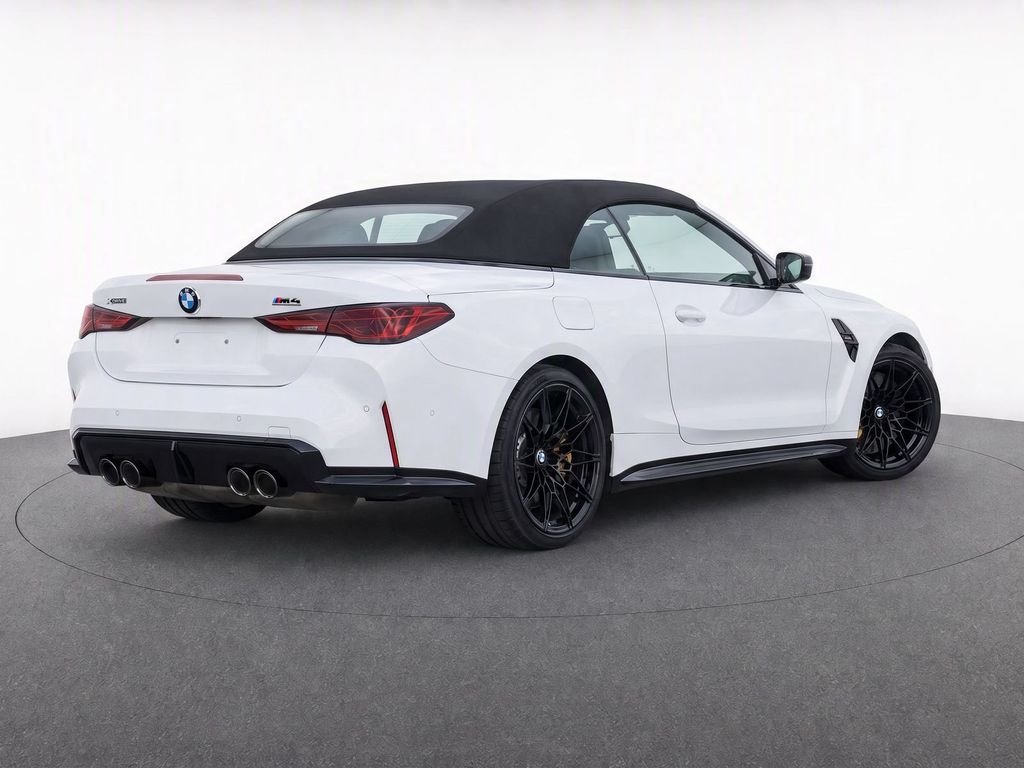 New 2027 Alpine White BMW Competition image 6