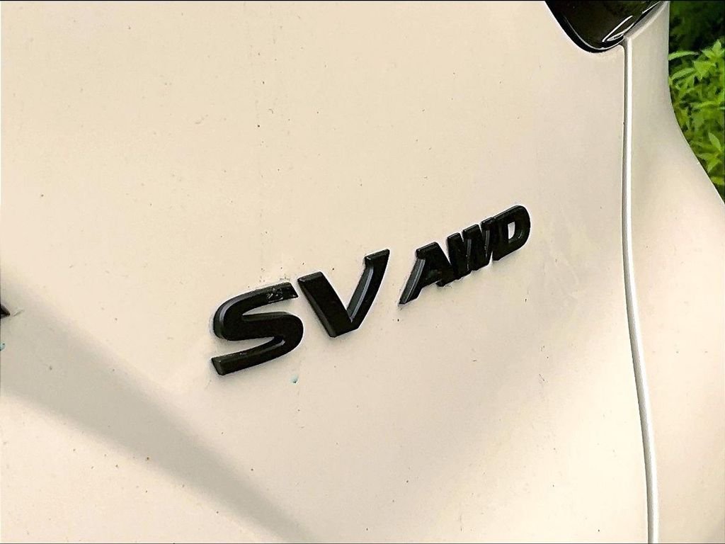 Used 2023 White Nissan SV image 25