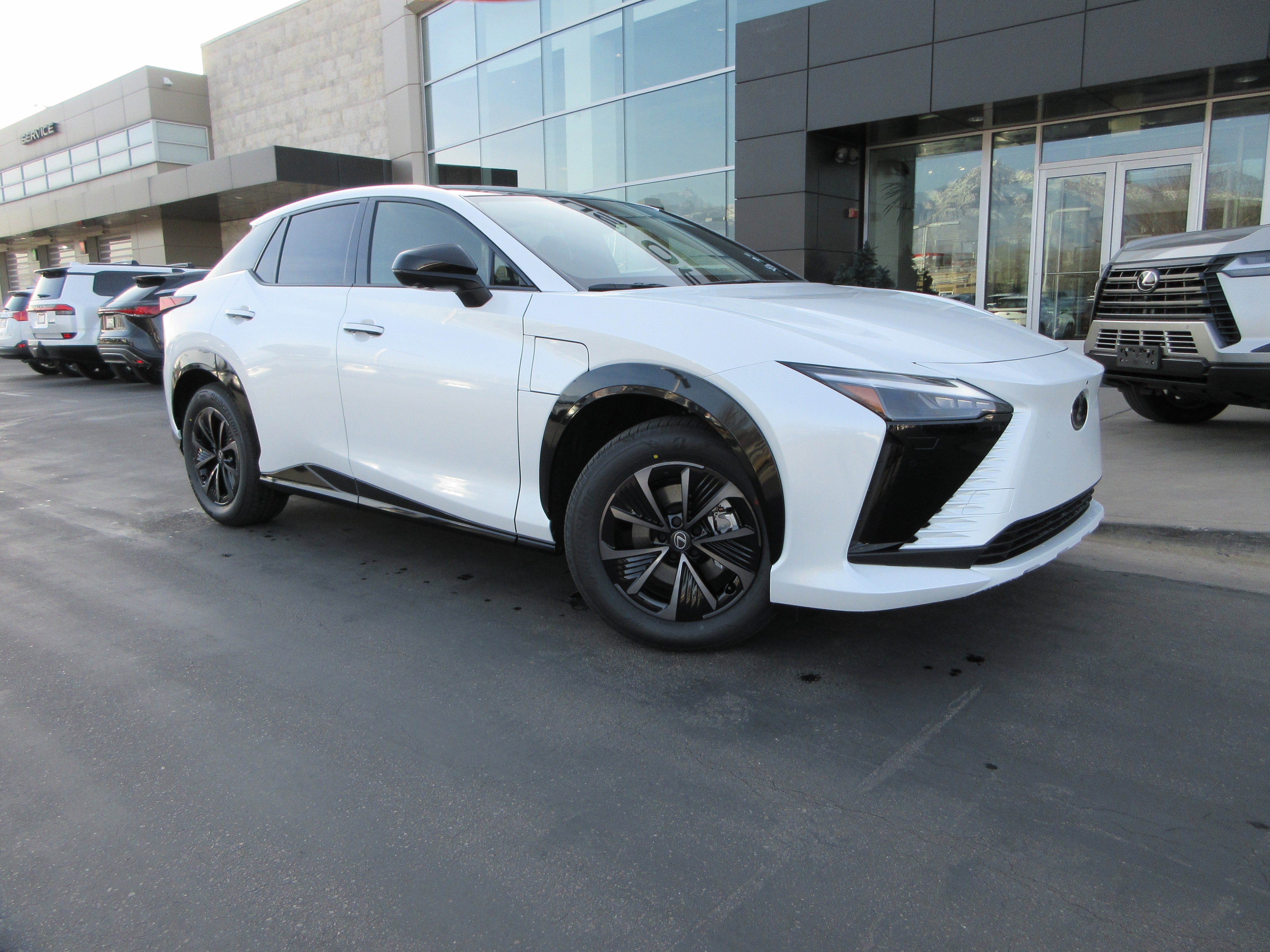 2026 Lexus RZ Premium - Photo 13