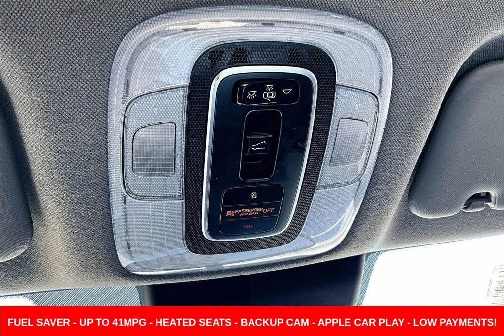 Used 2022 Gray Hyundai SEL image 19
