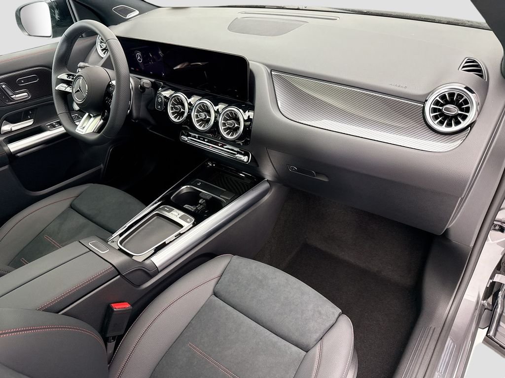 New 2026 Mountain Grey Metallic Mercedes-Benz GLA 35 AMG® image 16