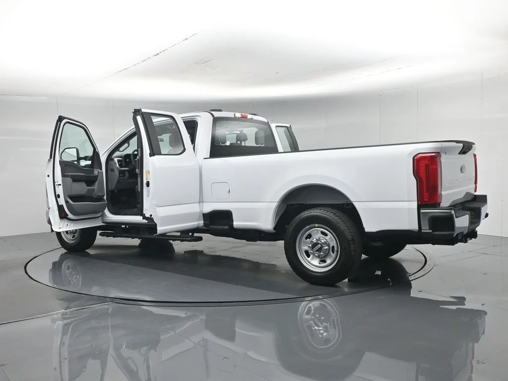 New 2026 White Ford XL image 32
