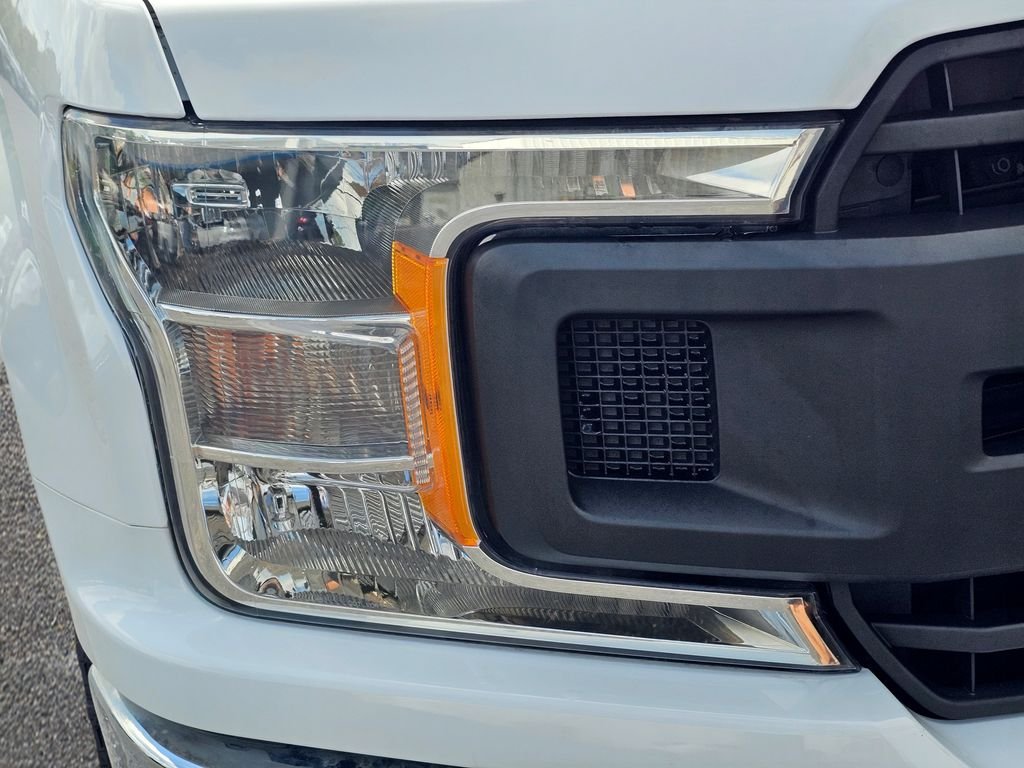 Used 2020 White Ford XL image 4