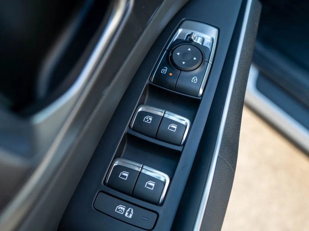 New 2026 Glacial White Pearl Kia S image 17