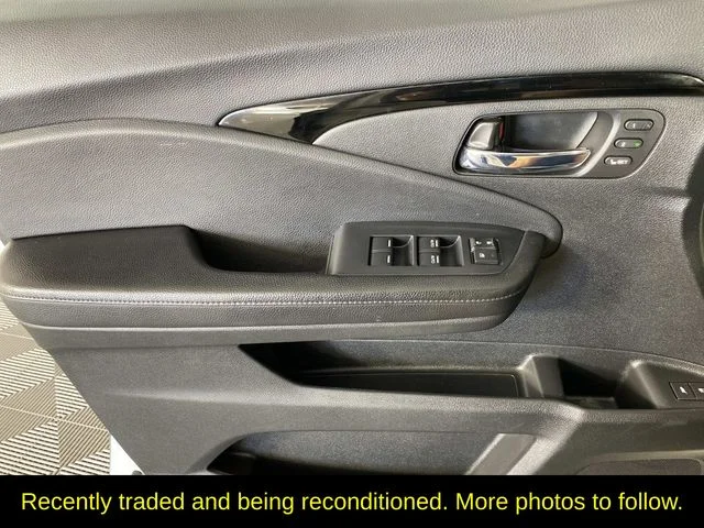 Used 2019 White Honda Elite image 24