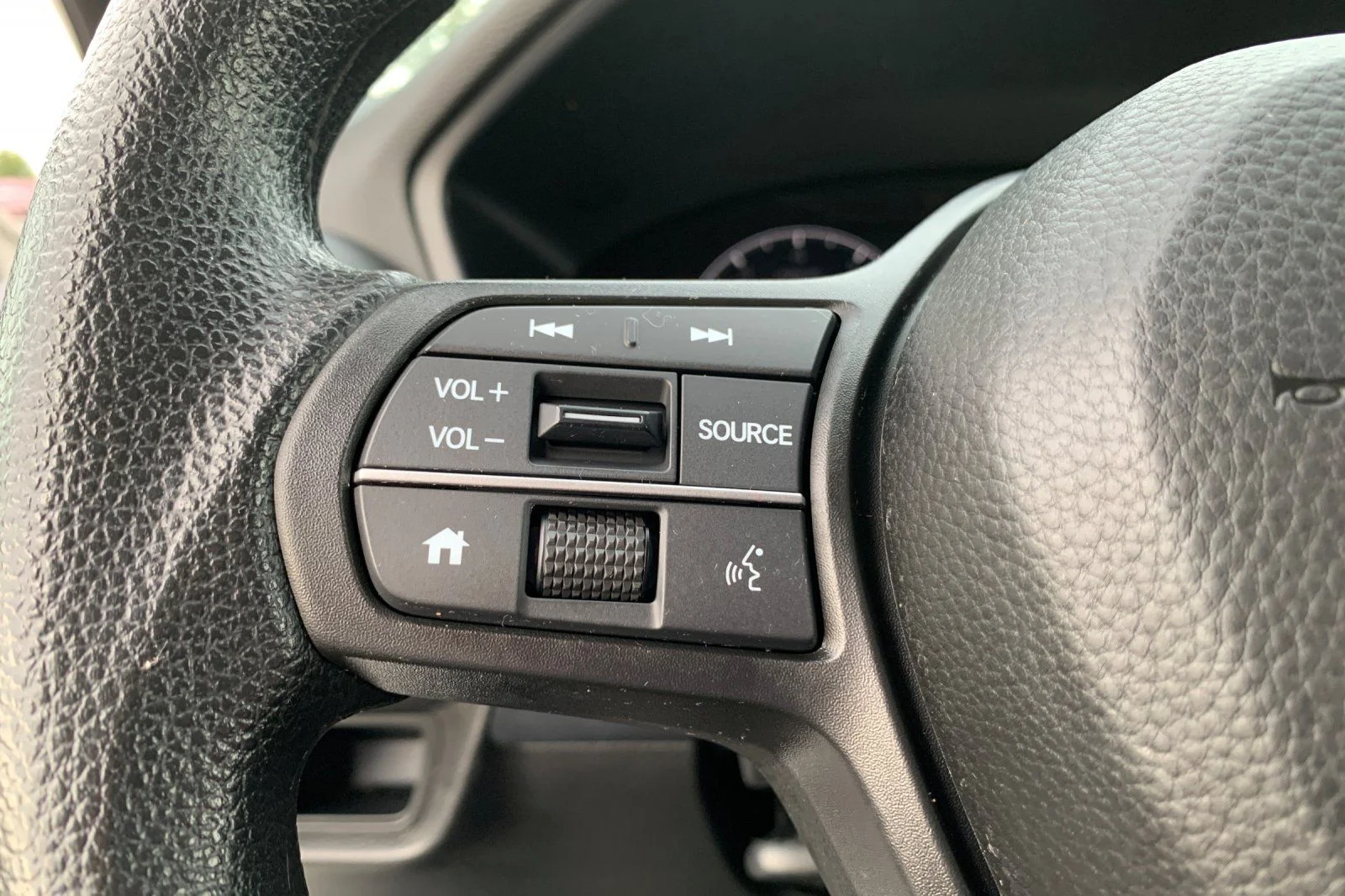 Certified Used 2024 White Honda LX image 29