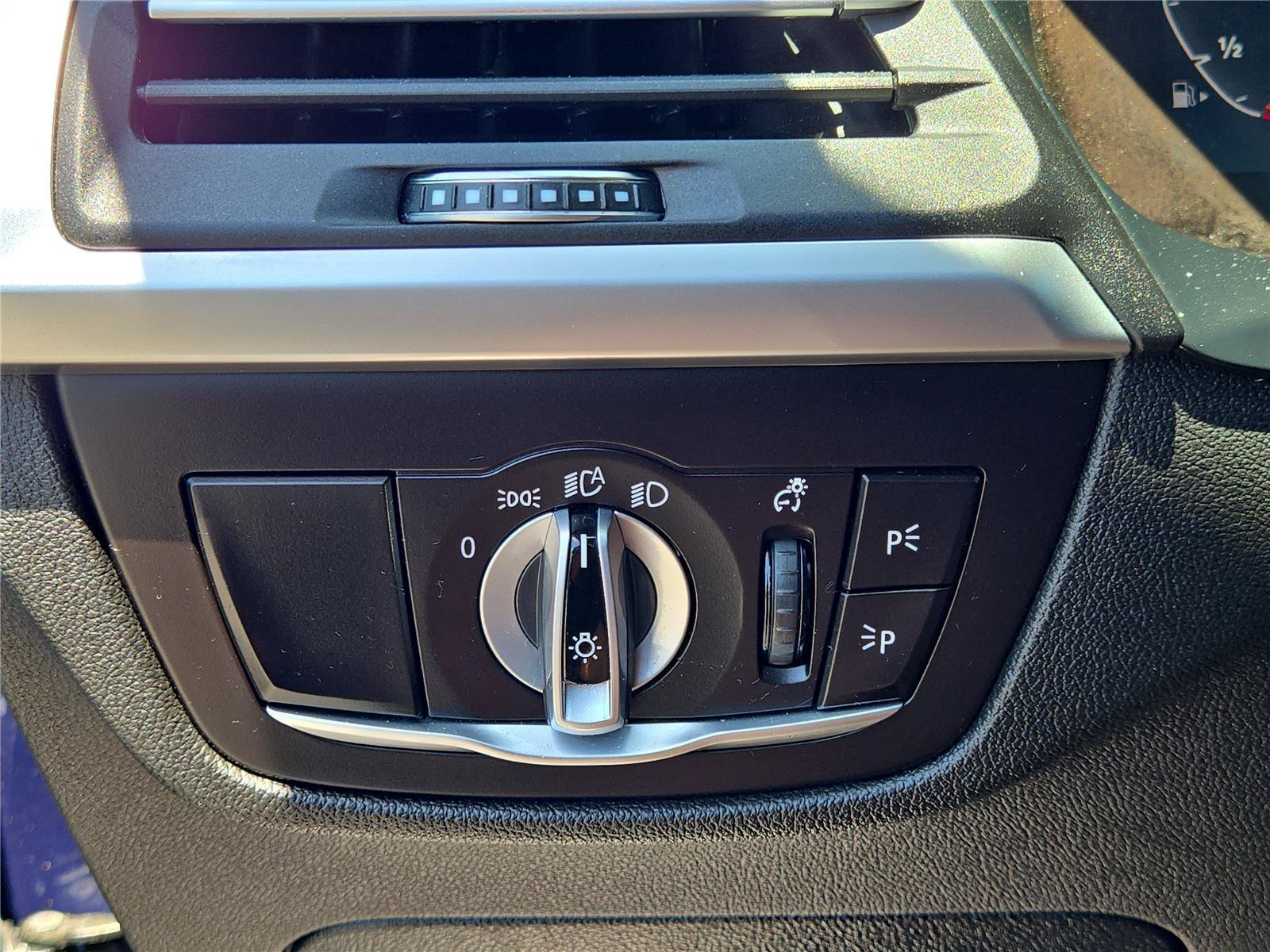 2022 BMW X4 30i - Photo 23
