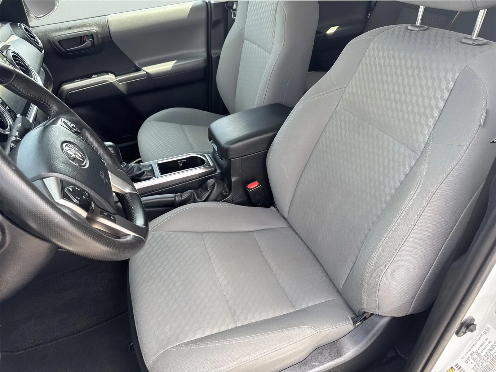 Used 2023 Ice Cap Toyota SR5 V6 image 11