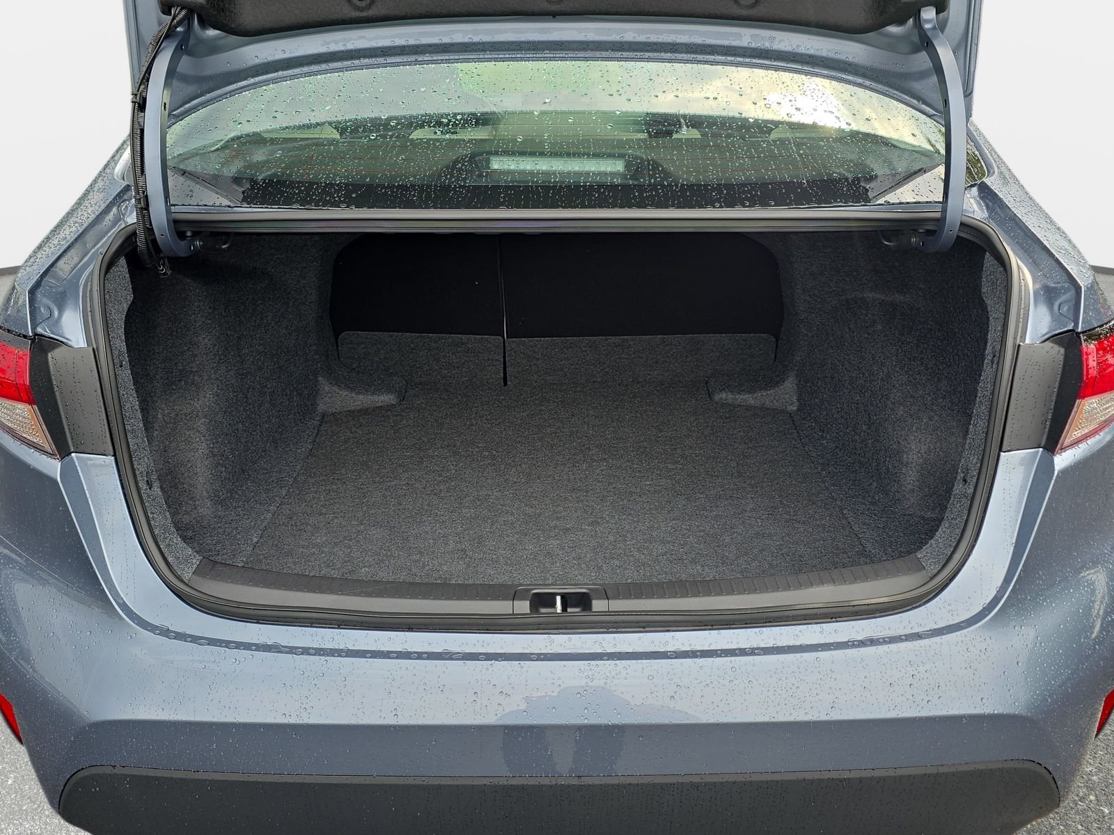 Used 2026  Toyota LE image 12
