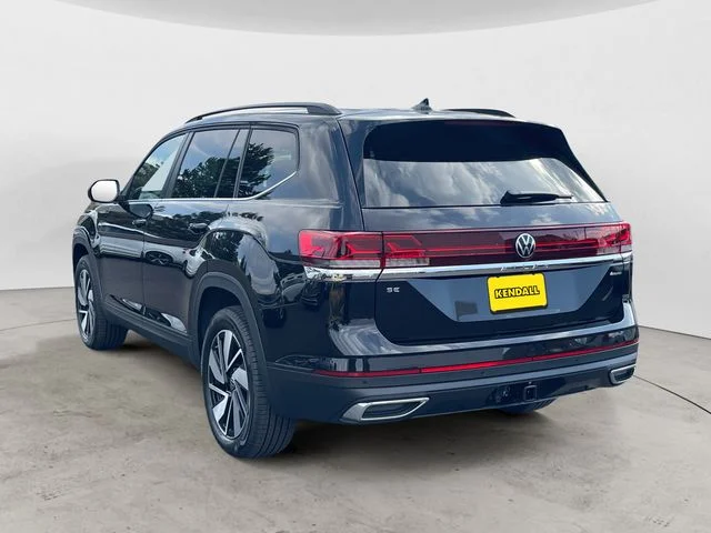 New 2026 Black Volkswagen 2.0T SE w/Technology image 3