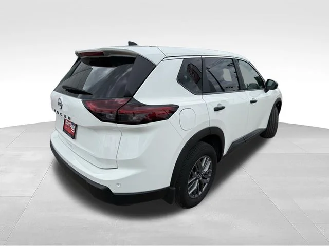 Used 2026 White Nissan S image 8