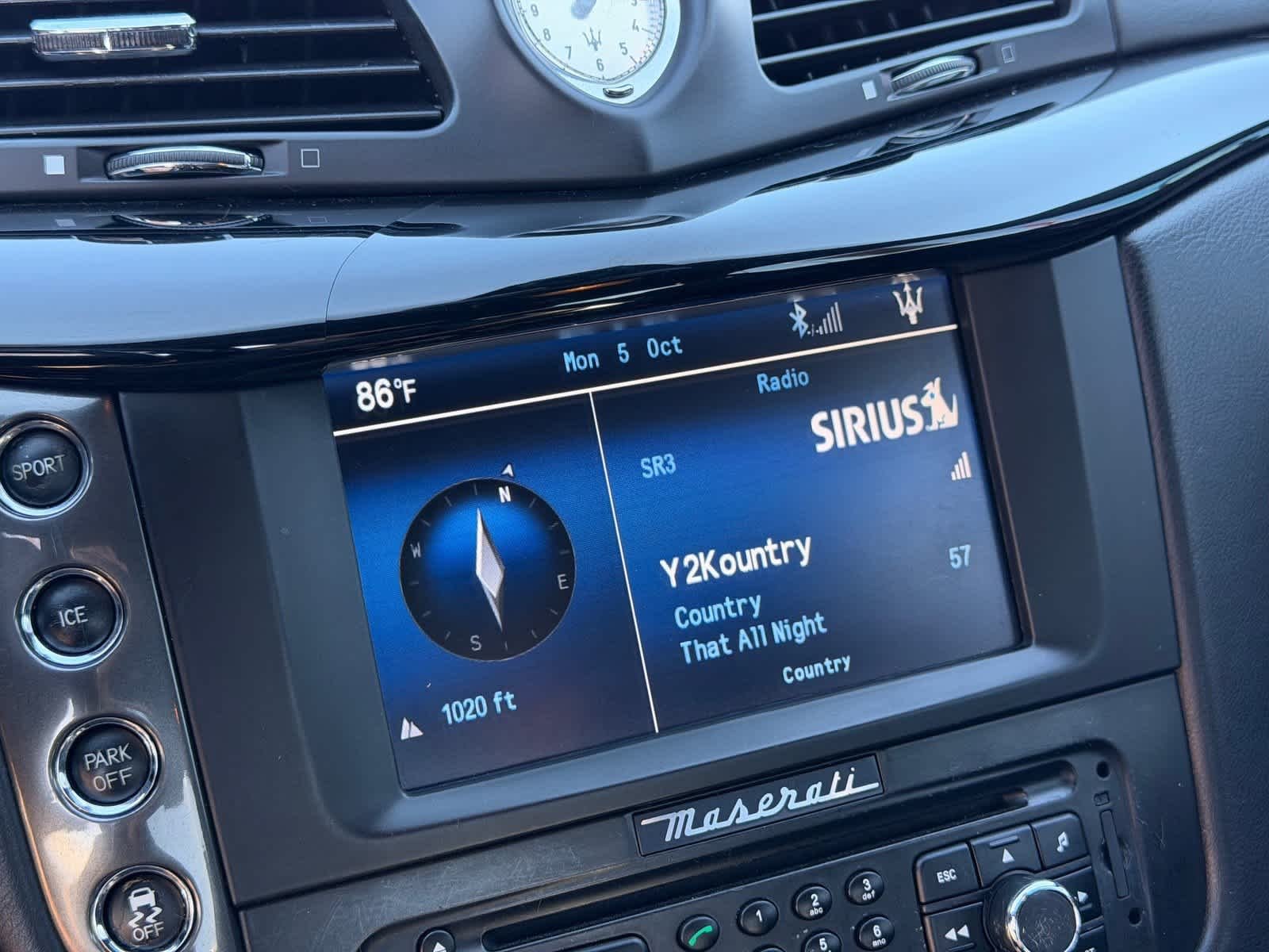 Used 2014 White Maserati Sport image 19