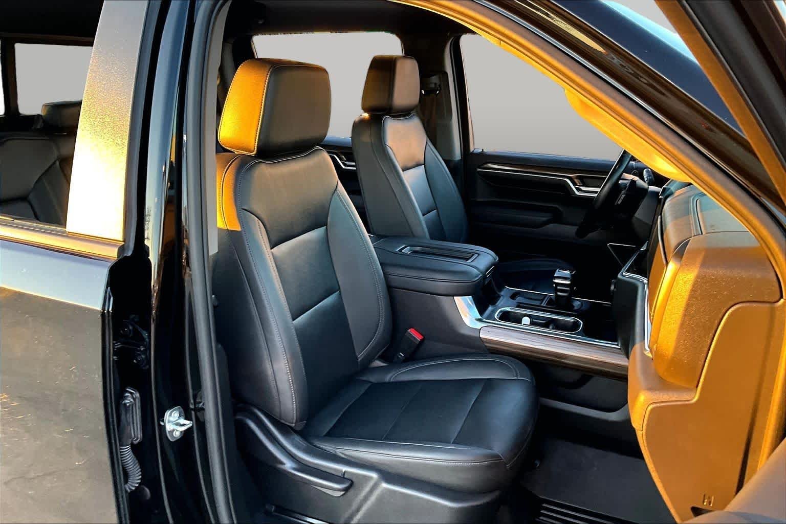 Used 2022 Black Chevrolet LT Trail Boss image 9