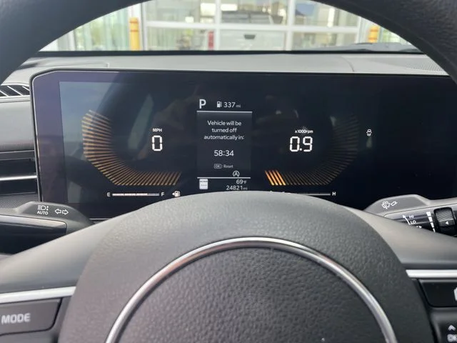 2025 Kia K5 LXS - Photo 20