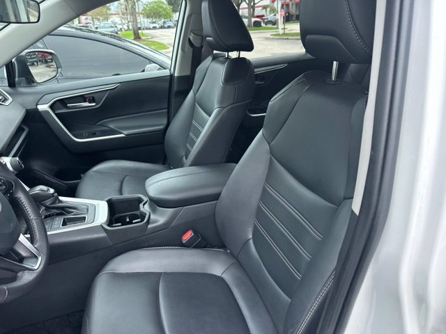 2025 Toyota RAV4 4