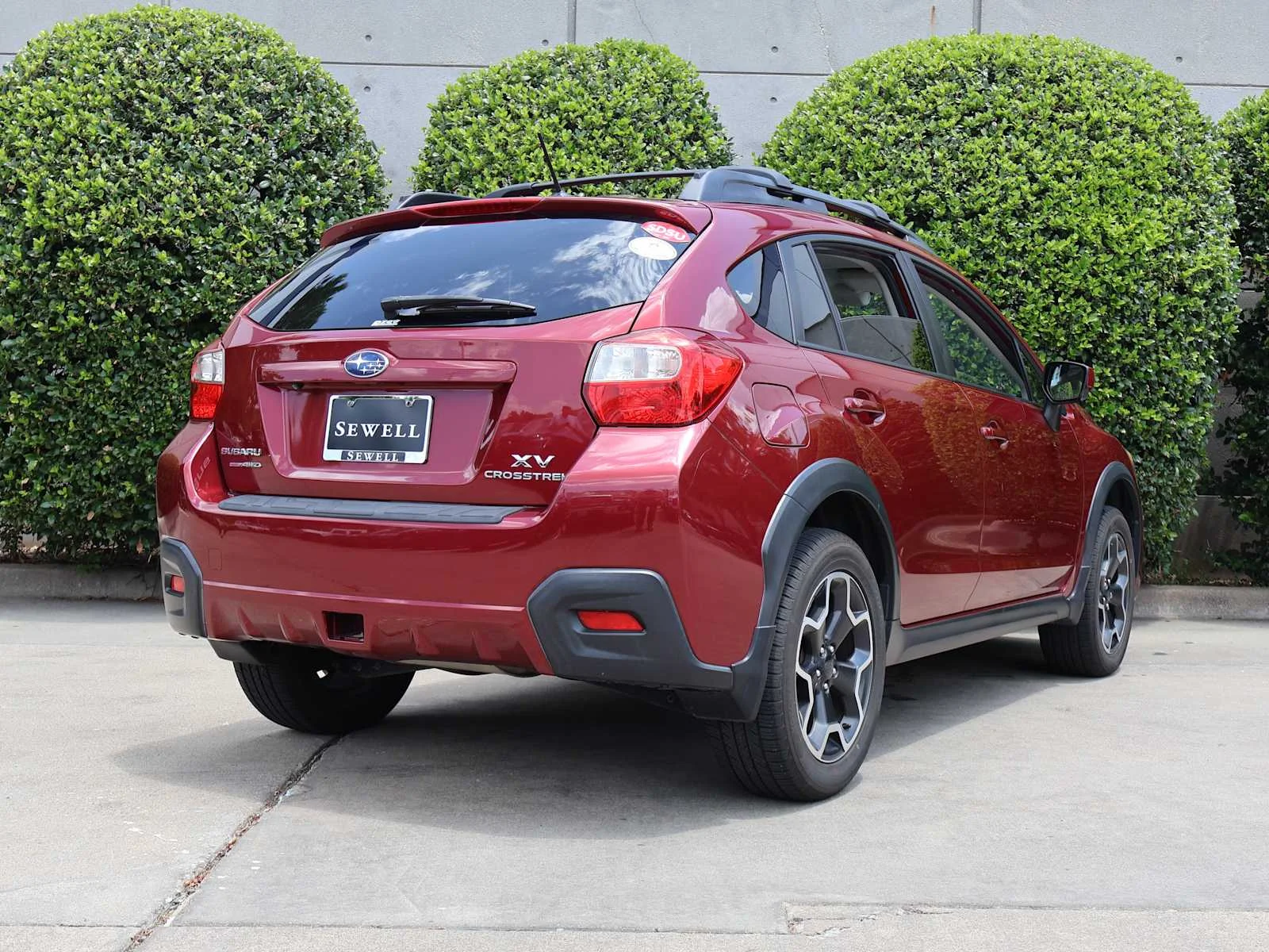 Used 2015 Venetian Red Pearl Subaru Premium image 10