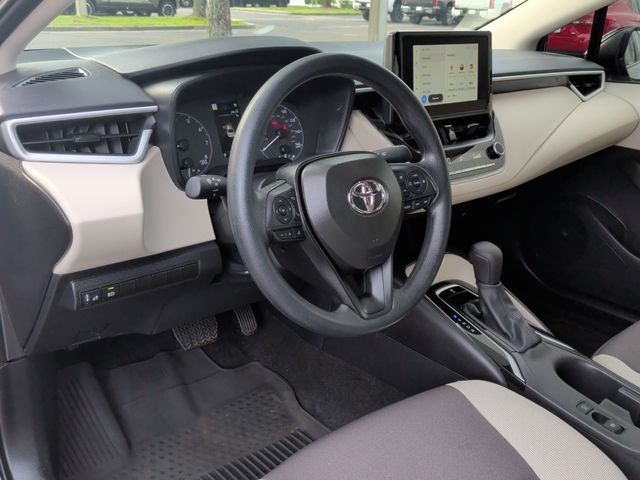 Certified Used 2025  Toyota LE image 15