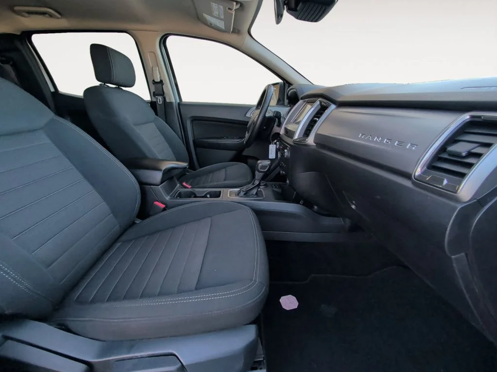 Used 2020 Silver Ford XLT image 18