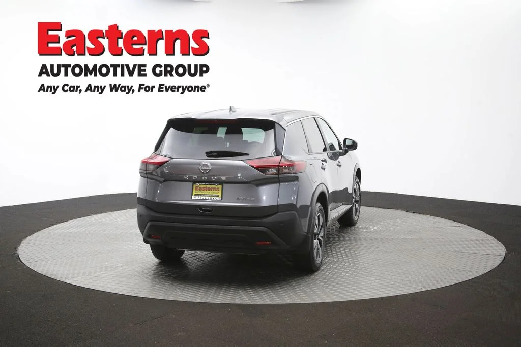 Used 2023 Gray Nissan SV image 41