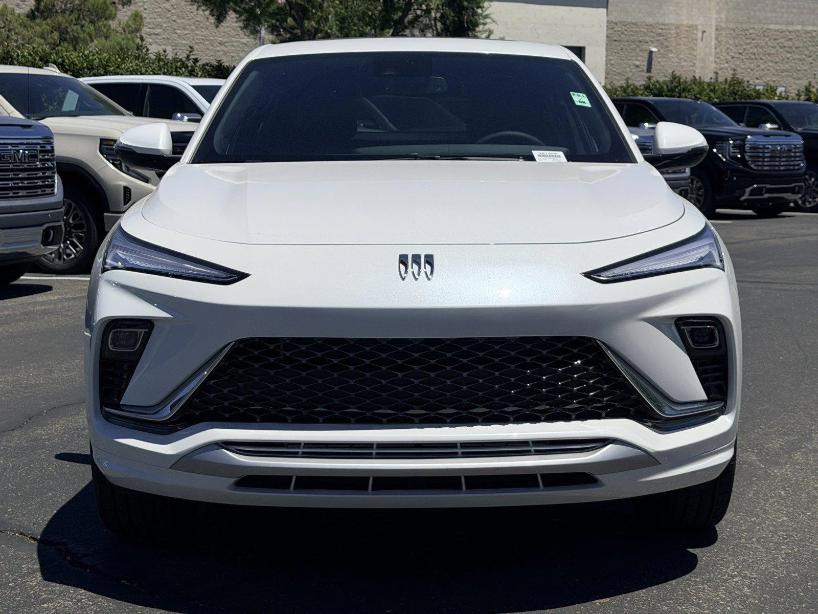 New 2026 White Frost Tricoat Buick Avenir image 2