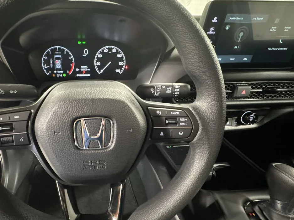 New 2027 Platinum White Pearl Honda LX image 19