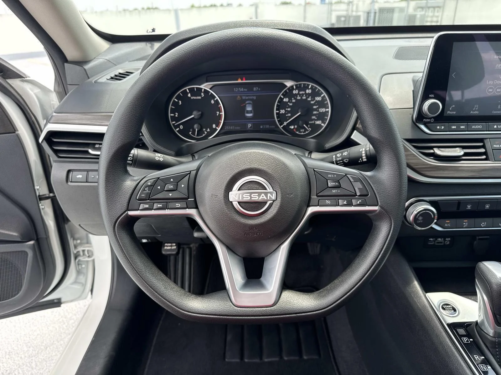 2025 Nissan Altima SV - Photo 21