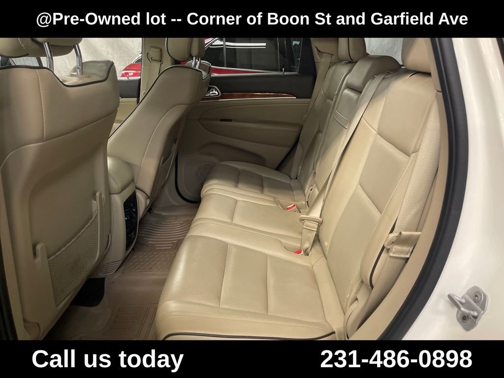 Used 2011 White Jeep Overland image 21