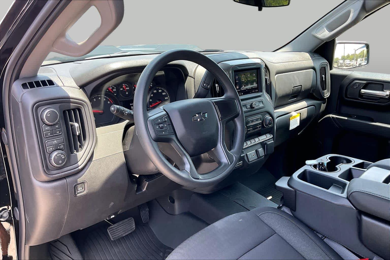 2026 Chevrolet Silverado 1500 Custom Trail Boss - Photo 8