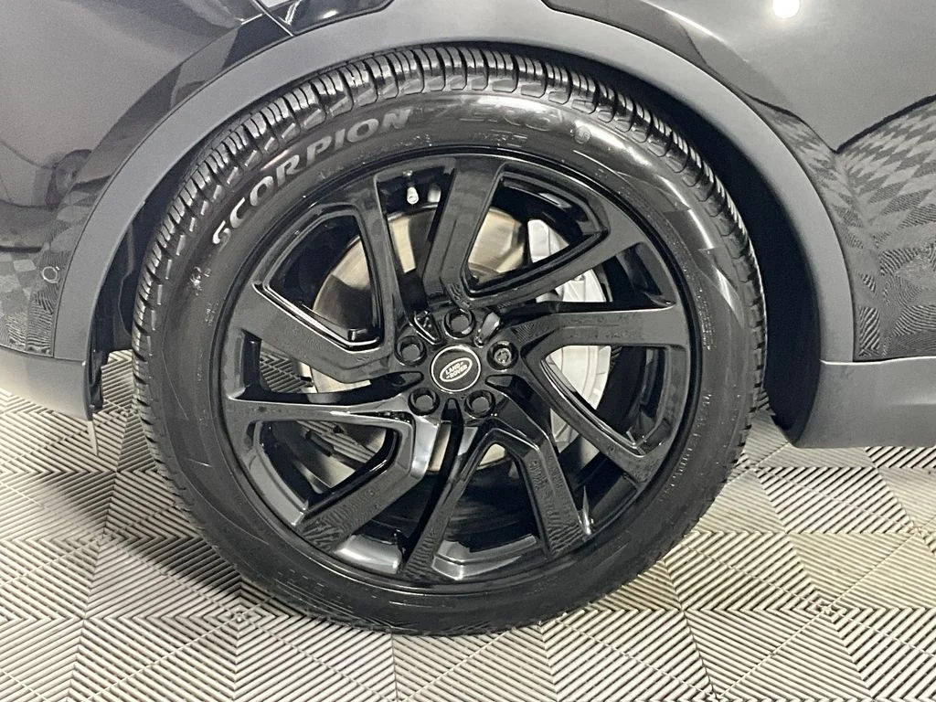 Certified Used 2025 Black Land Rover S image 31