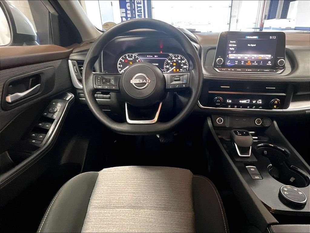 Used 2023 Silver Nissan SV image 17