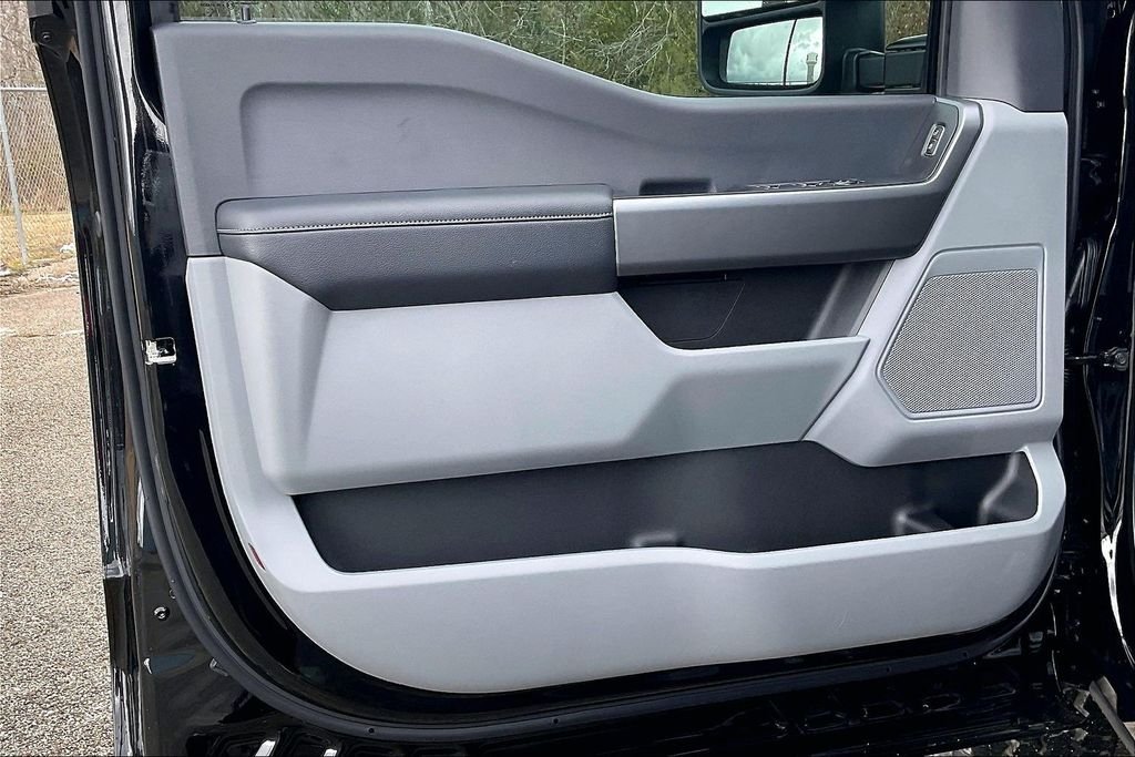 New 2026 Ford Super Duty F-250 XL 4D Crew Cab