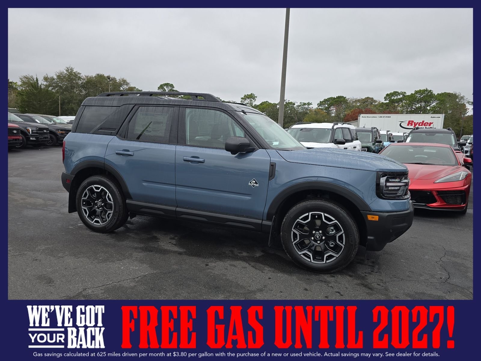 New 2025 Azure Gray Metallic Tri-Coat Ford Outer Banks image 2