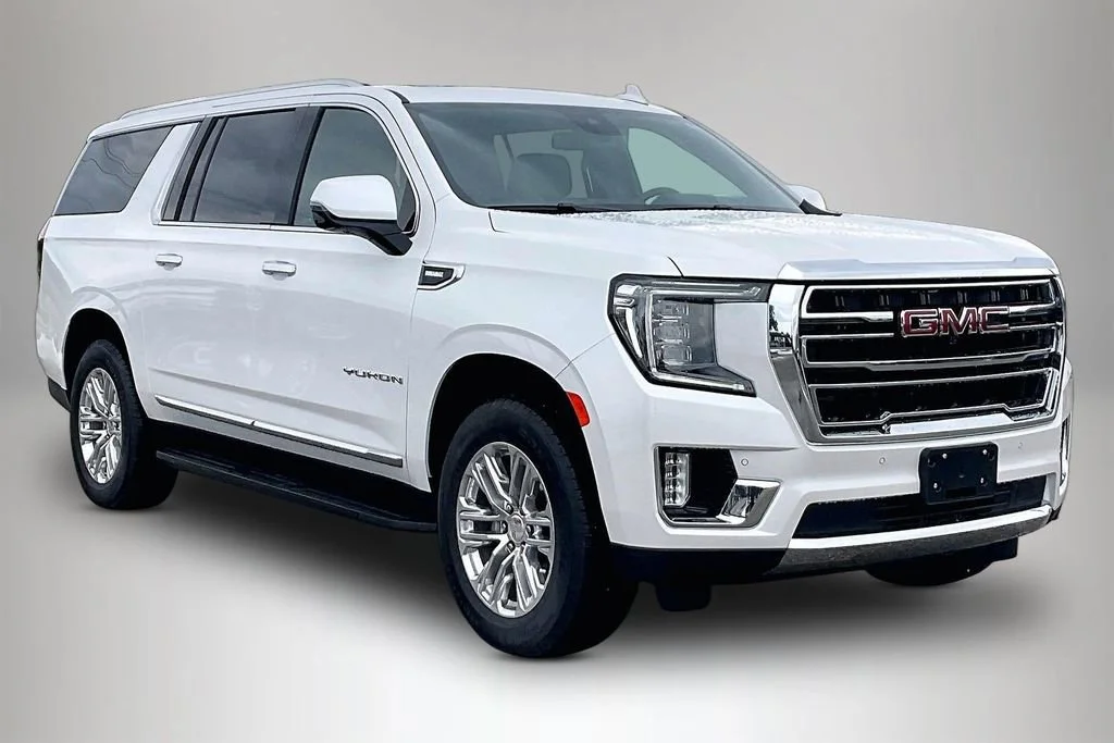 2024 GMC Yukon 4WD SLT's photo