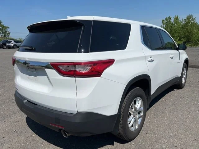 Used 2019 SUMMIT WHITE Chevrolet LS image 5