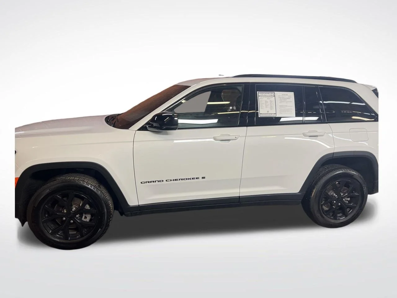 Used 2024 White Jeep Altitude X image 2