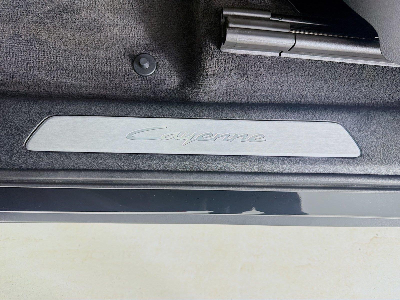 Used 2025 Chromite Black Metallic Porsche  image 10
