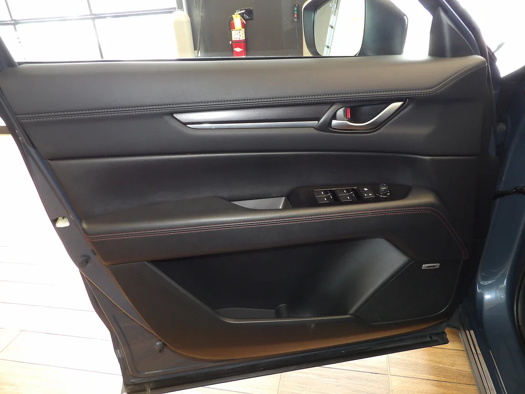 Certified Used 2024 Polymetal Gray Metallic Mazda 2.5 S Carbon Edition image 24