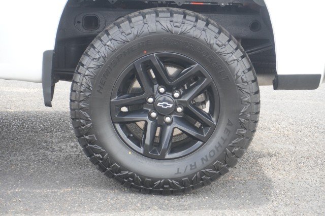 Used 2023  Chevrolet LT Trail Boss image 12