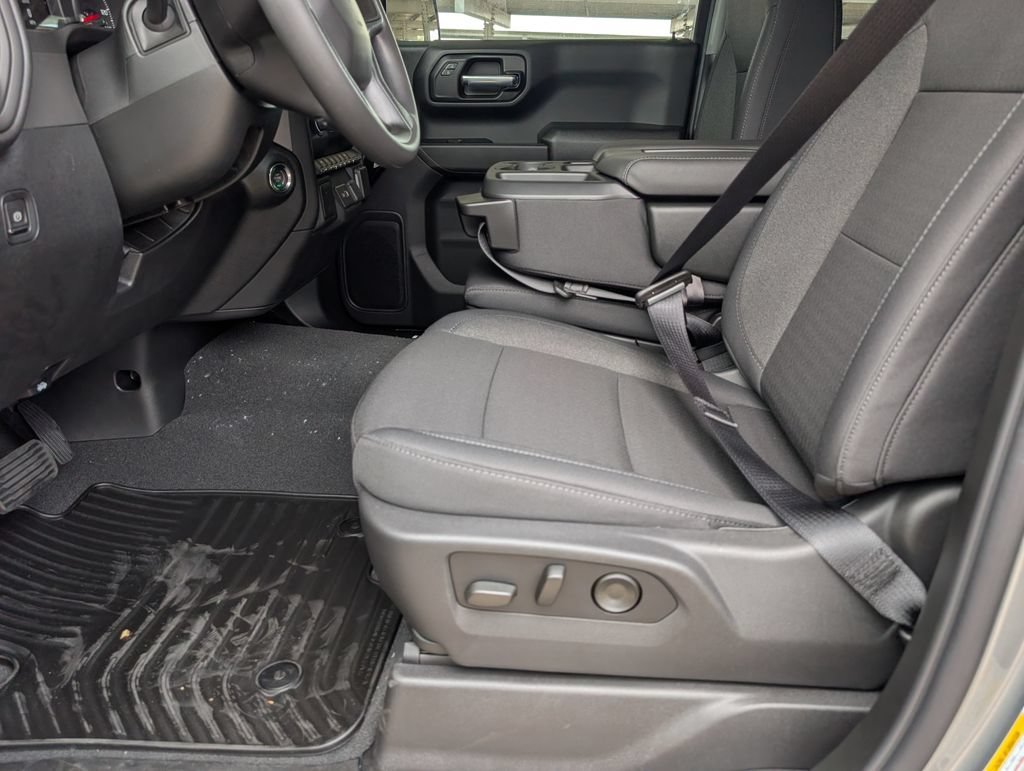 2026 Chevrolet Silverado 1500 Custom - Photo 9