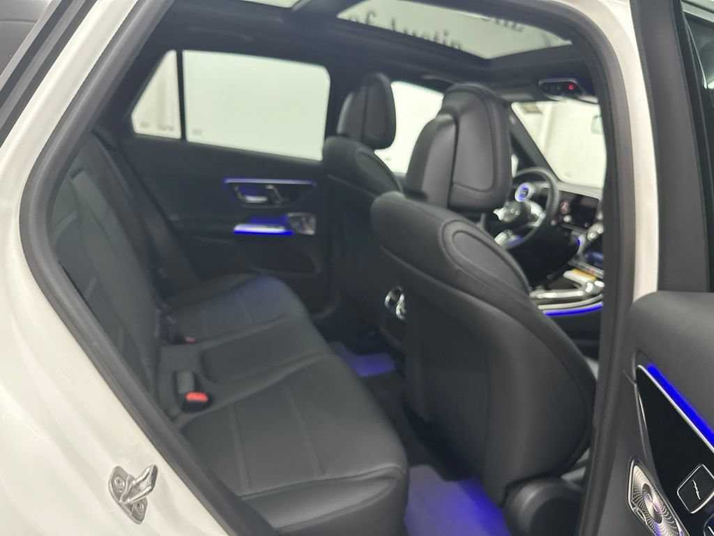 New 2027 Polar White Mercedes-Benz GLC 300 image 55