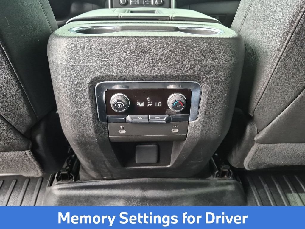 Used 2023 Gray Chevrolet Z71 image 38