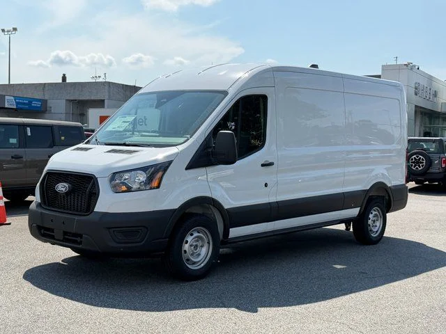 New 2026 Oxford White Ford Base image 3