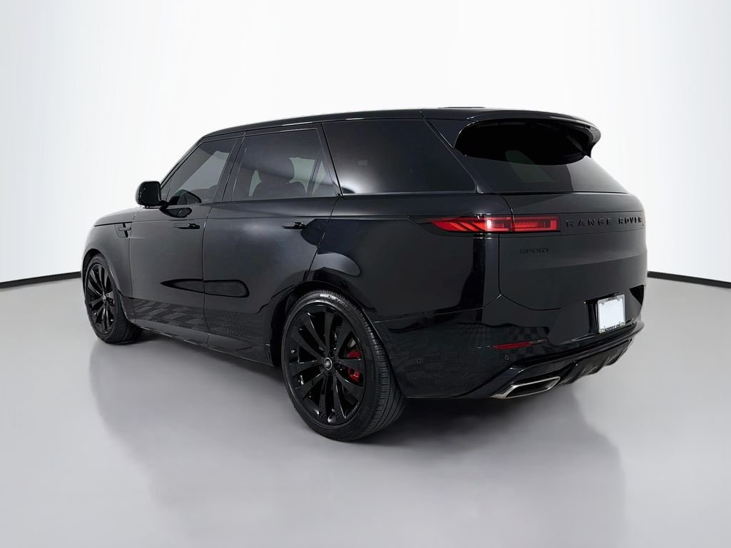 Certified Used 2025 Black Land Rover Dynamic SE image 7