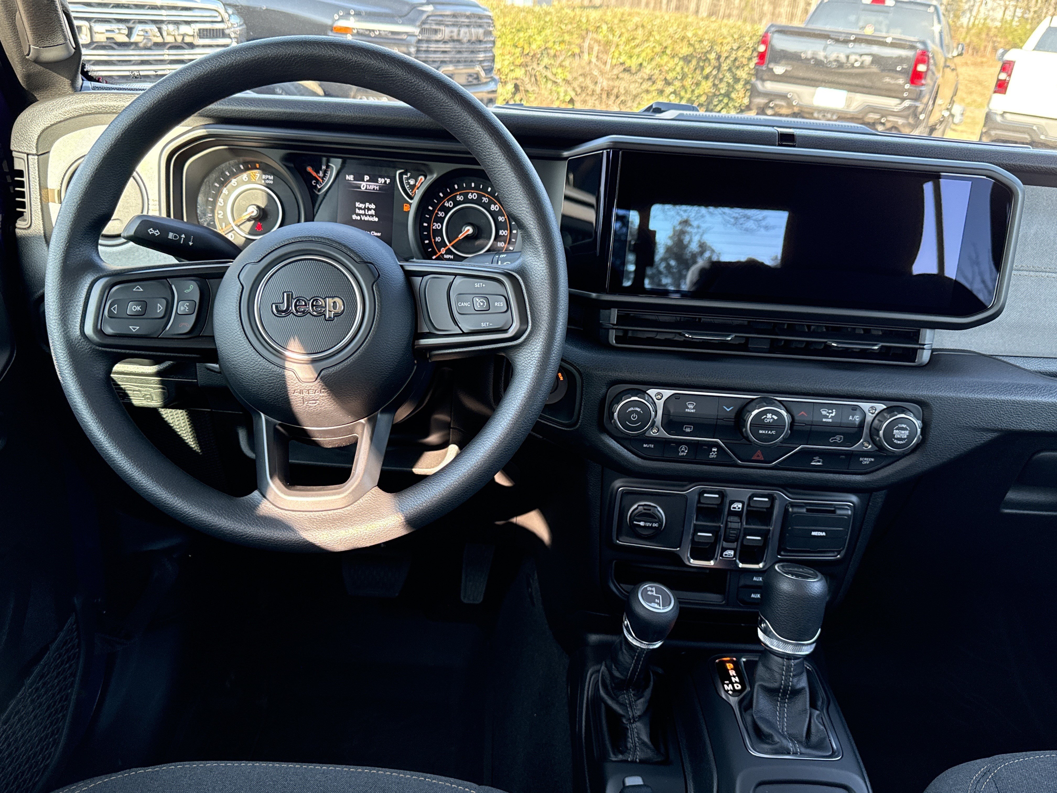 New 2026 Reign Jeep Sport image 20