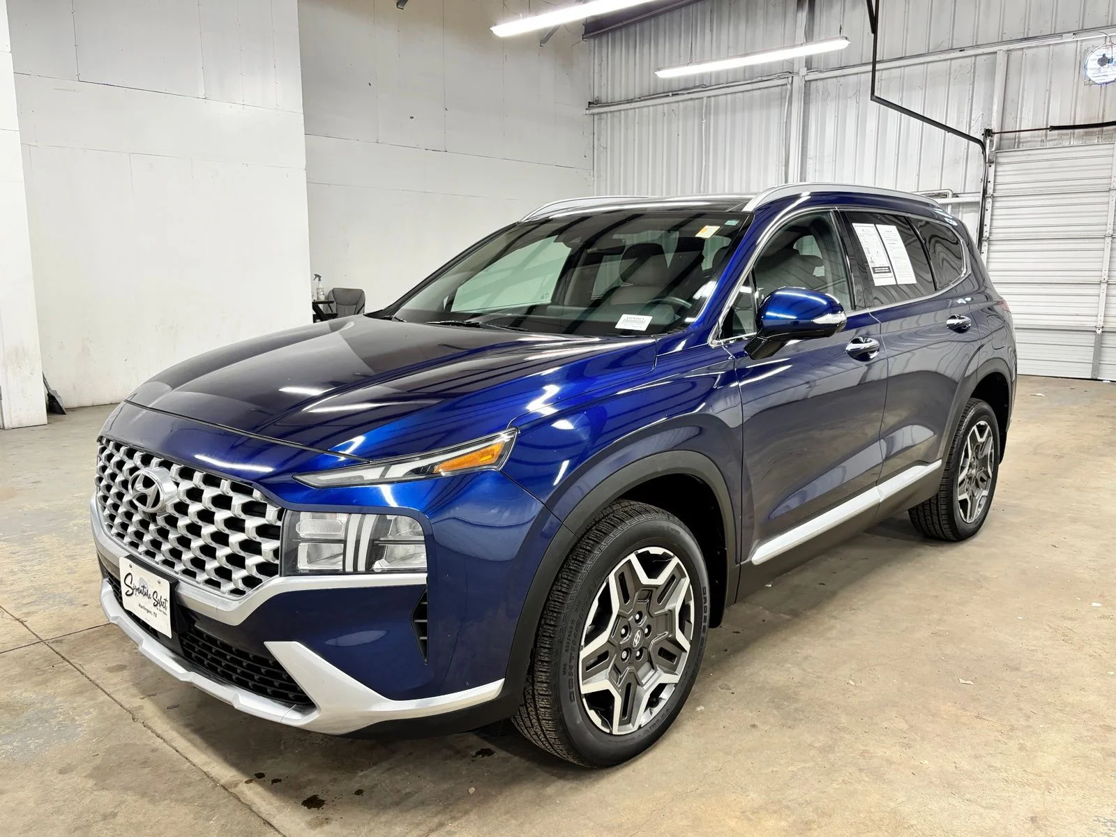 Used 2023 Blue Hyundai SEL Premium image 3