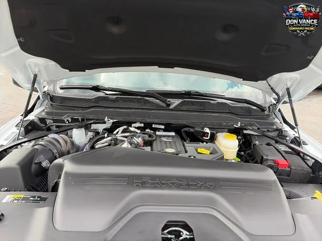 New 2026 Bright White Clearcoat RAM Tradesman image 21